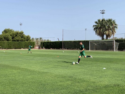 El Elche se da un atracón