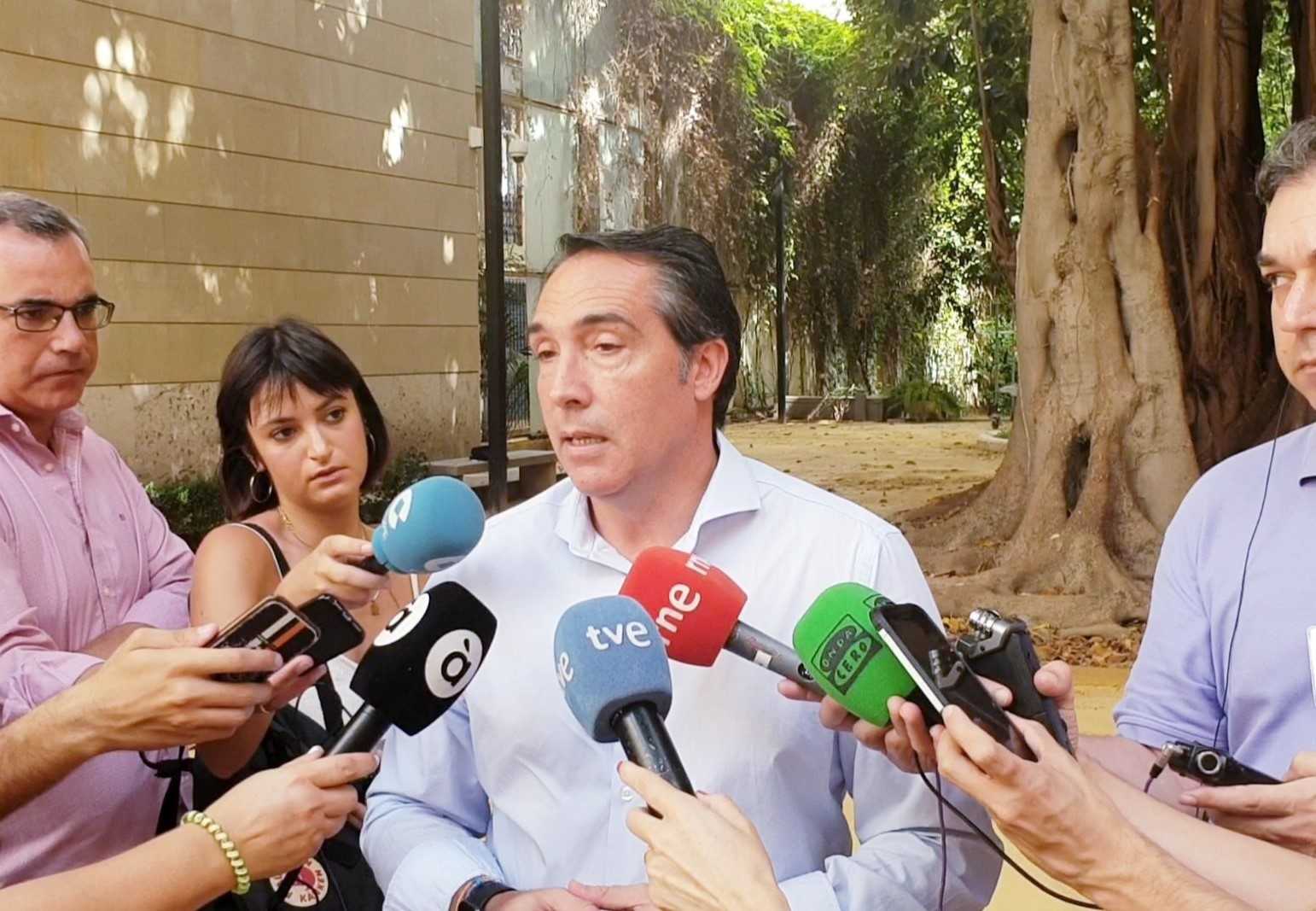 El PP exige a Transparencia que publique el contrato de financiación del IVF para ver 