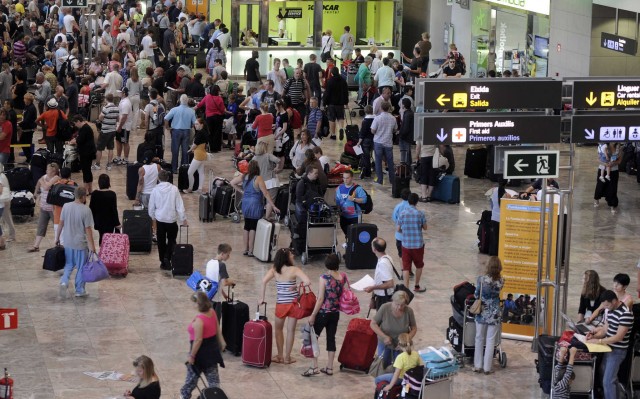 El Altet, a por un nuevo récord: 14,5 millones de pasajeros en el interanual hasta junio