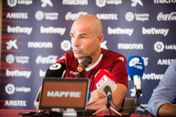 Paco López: 
