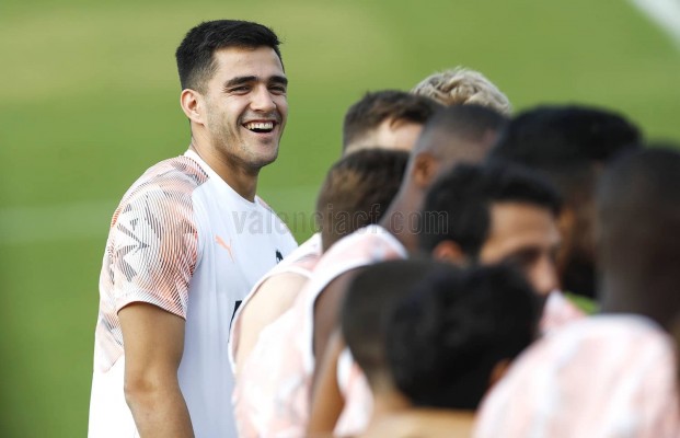 Turno para los fichajes y la cantera