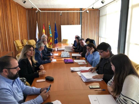 El bipartito de Alicante zanja las anomalías en los contratos de Vivienda con el pago de las facturas