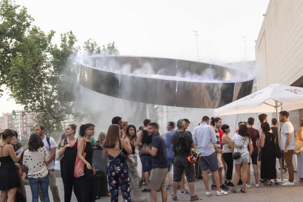 Sierra, Aapaes y Sueezo llevan la música a 'Los Escalones del IVAM'