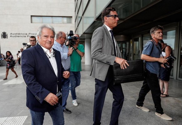 Rus niega conocer el contrato del que Benavent le acusa de cobrar para el Olímpic de Xàtiva
