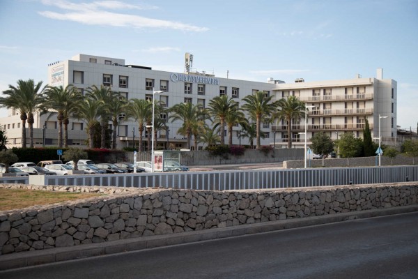 Clínica HLA Vistahermosa impulsa otro edificio de consultas junto a su hospital para ganar espacio