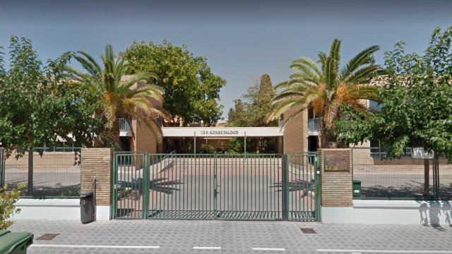 Almassora analizará el estado del edificio del IES Falomir para decidir si lo derriba o lo reforma