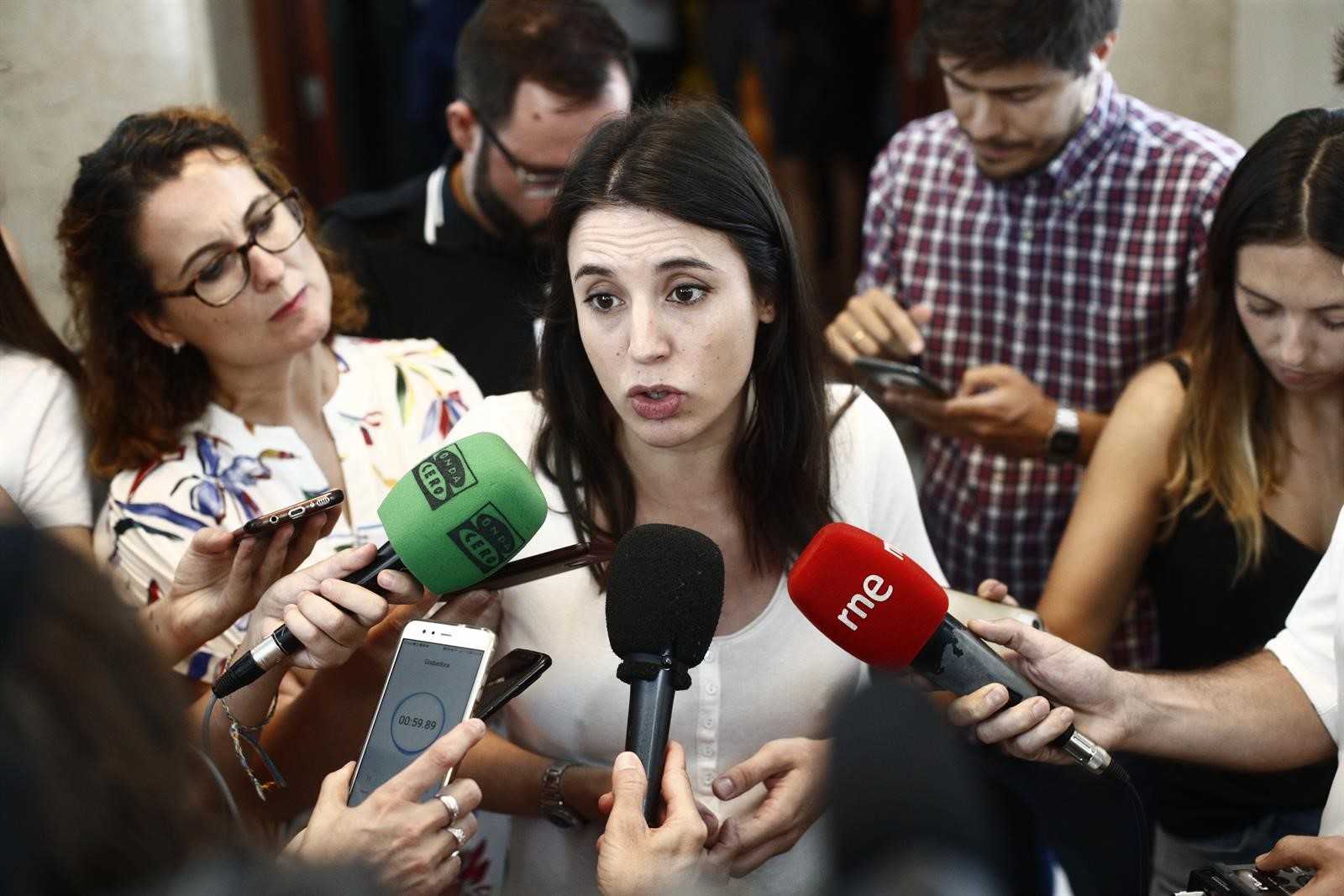 Podemos no aclara si votará 'no' a Sánchez sin coalición y se abre a hablar primero de programa