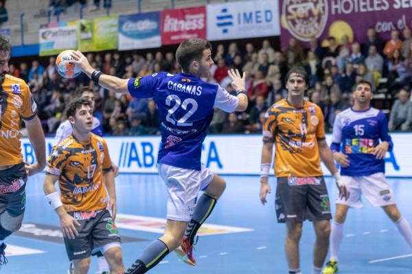 Liberbank, Fertiberia y Fjölnir, rivales del Benidorm en pretemporada
