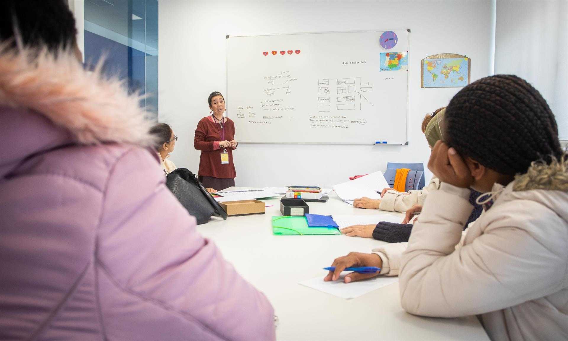 El 94% de los usuarios de Casa Caridad tiene algún nivel de estudios, un 17% de ellos universitarios