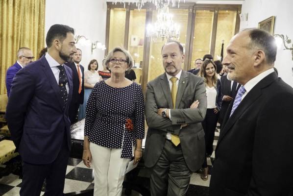 Bascuñana se topa con la primera traba para sacar adelante el mandato en solitario