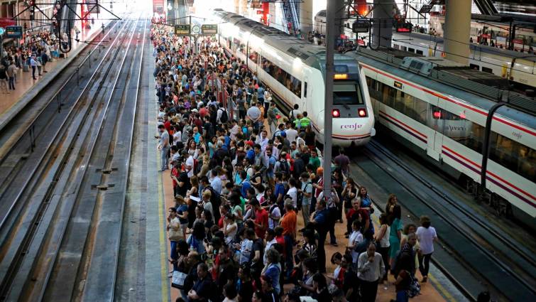 La huelga de Renfe transcurre 