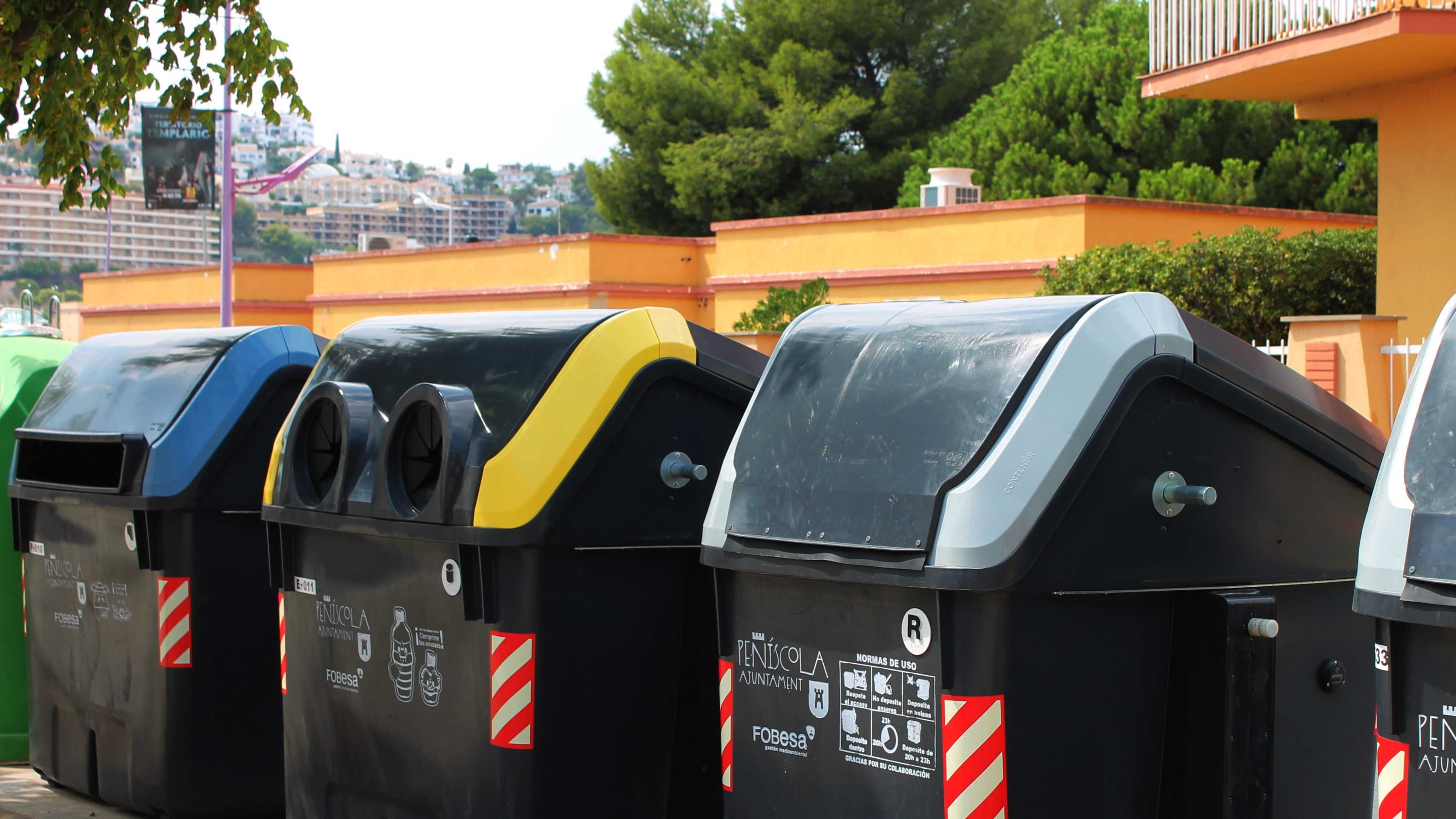 Peñíscola multiplica el reciclaje de cartón y envases en el primer mes del verano