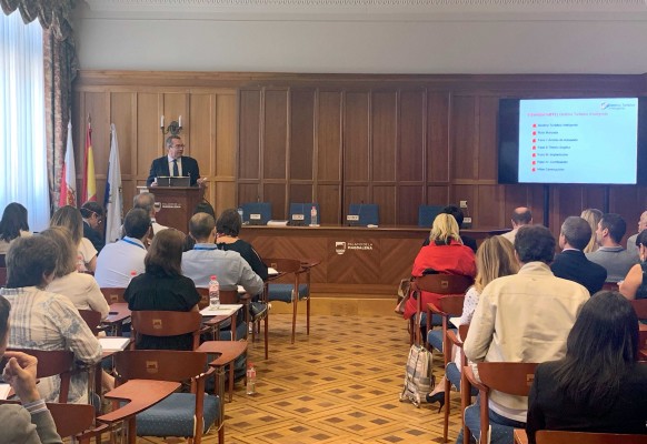 
El alcalde expone la experiencia de Benidorm como DTI en un curso de verano
de la UIMP 