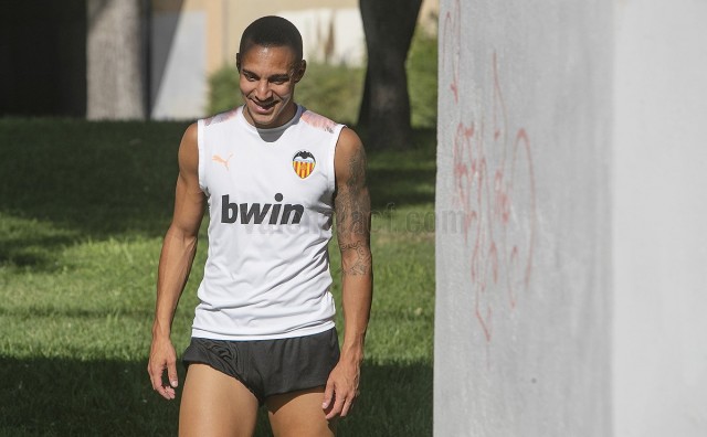 La segunda tanda de futbolistas se incorpora a la pretemporada del Valencia
