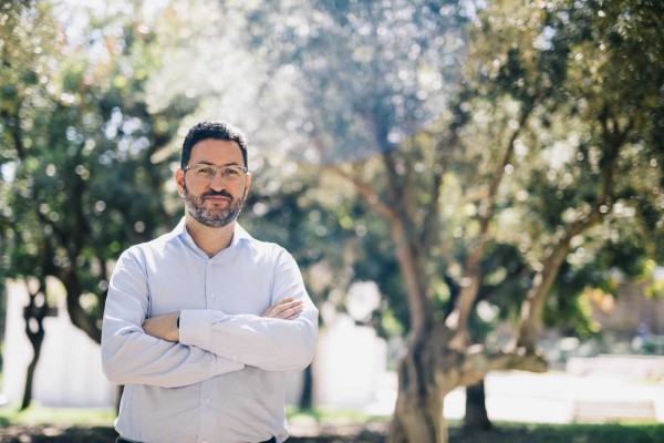 David Torres: 