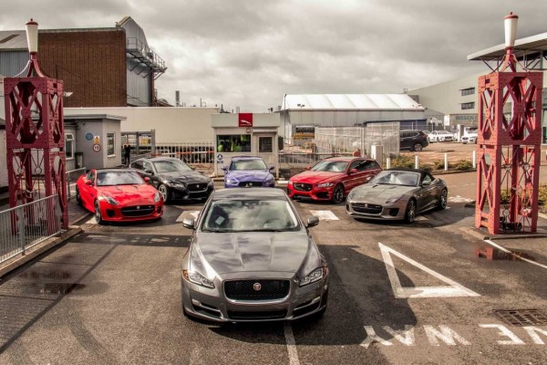  Jaguar Land Rover acelera la electrificación