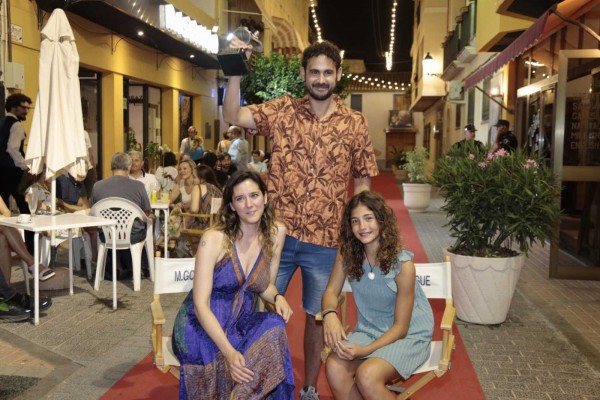 'De repente la noche', de Ignacio de Vicente y Cristina Bodelón, triunfa en L'Alfàs del Pi