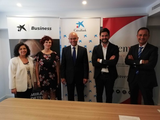 CaixaBank y Jovempa colaborarán para apoyar a los jóvenes empresarios de Alicante