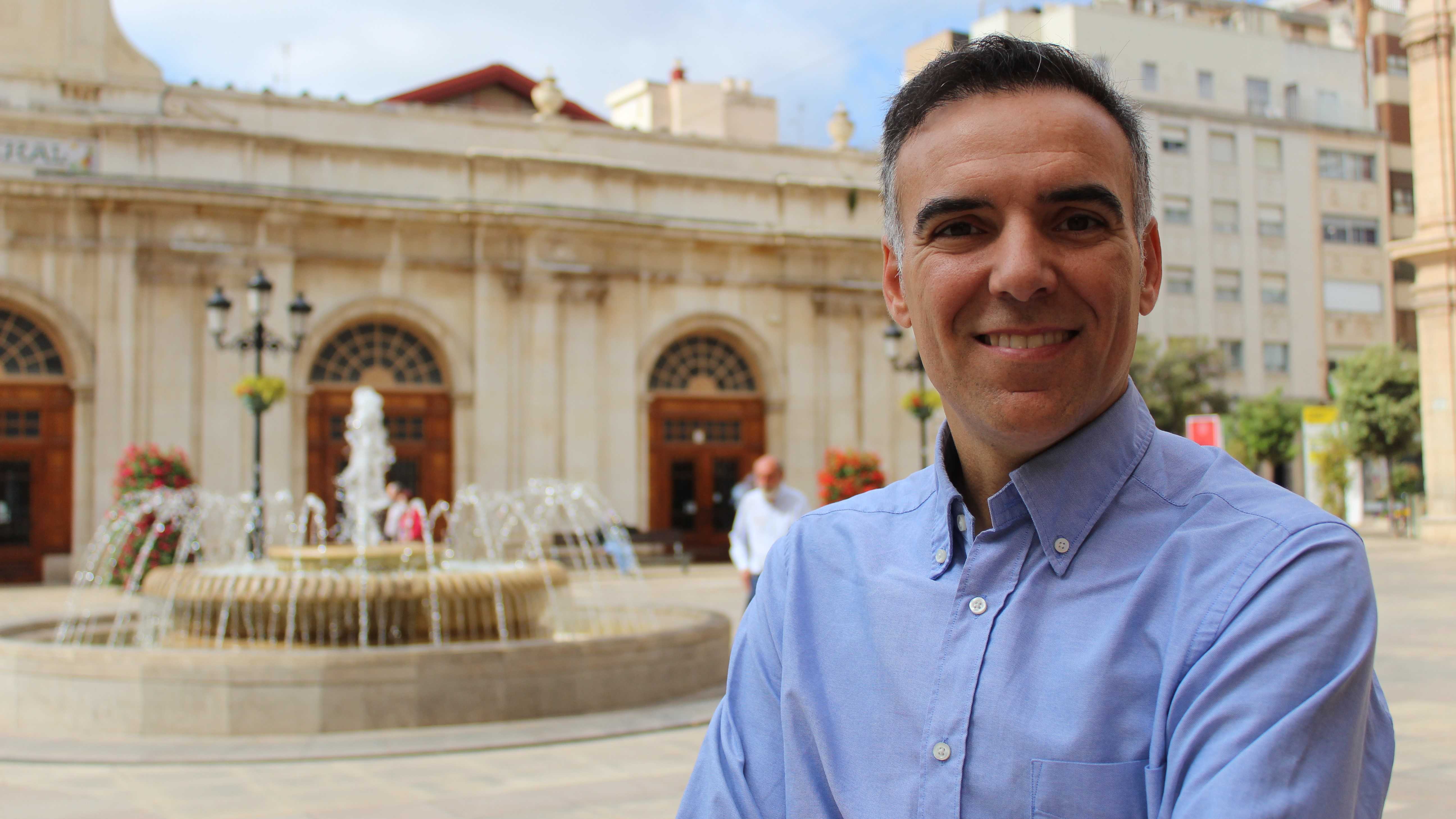 Ciudadanos lamenta que la biblioteca de Rafalafena lleve un mes funcionando 