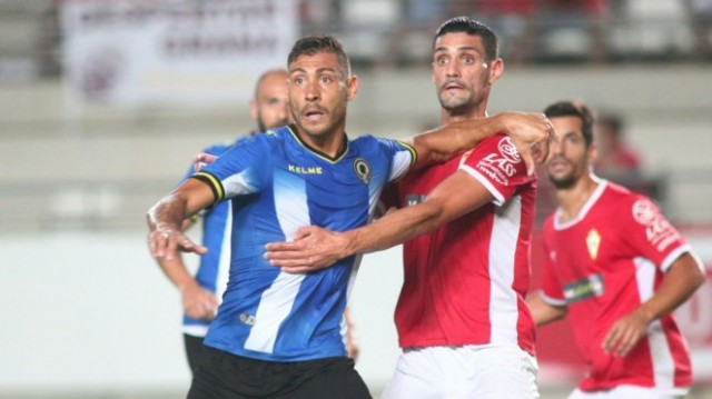 Hércules llega a la Liga reforzado pero con asignatura pendiente del ataque
