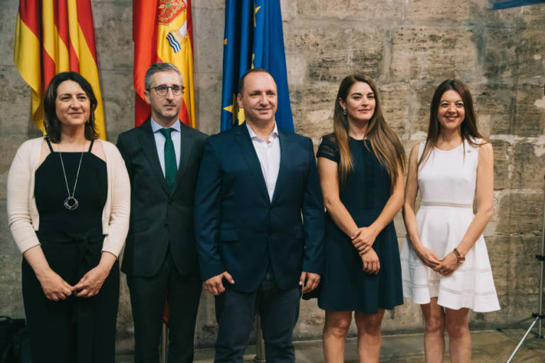 Los consellers Rosa Pérez, Arcadi España, Rubén Martínez Dalmau, Mireia Mollà y Cristina Pascual. Foto: KIKE TABERNER - 