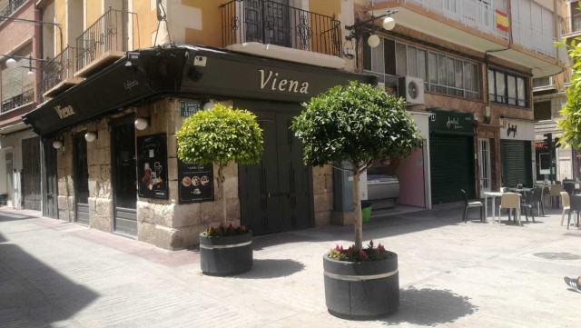 Hola y adiós: la cafetería Viena de Elche vuelve a cerrar tras su reapertura