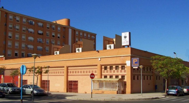 Alicante busca el 'trueque' de viejos cines: vende el Abaseis por 3,2 millones a cambio del Ideal