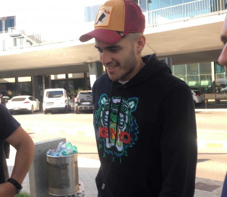Maxi Gómez aterriza en Manises: 