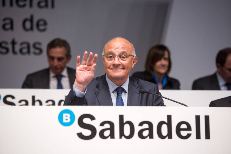 El 'efecto Lastra' cotiza al alza sobre las acciones del Banco Sabadell