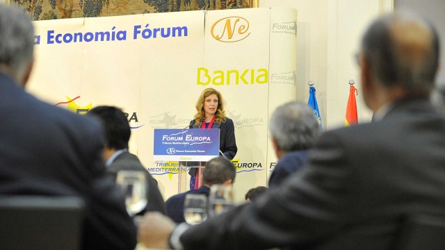 Amparo Marco anuncia que se potenciarán líneas de apoyo a pymes y emprendedores