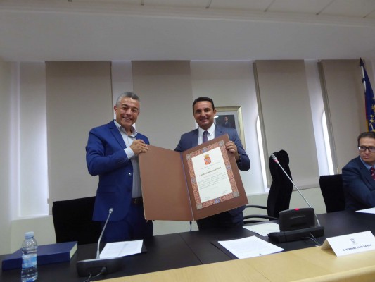 El profesor Manel Gimeno es nombrado 