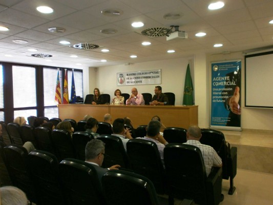 La mujer cobra protagonismo en el Colegio de Agentes Comerciales: el 30% de las altas en 2018