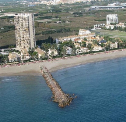 Cerradas al baño las playas de Massamagrell y el Puig al detectar bacterias fecales
