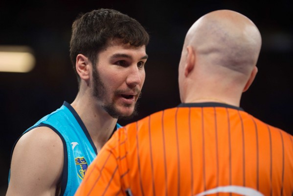 Valencia Basket presenta oferta por Darío Brizuela