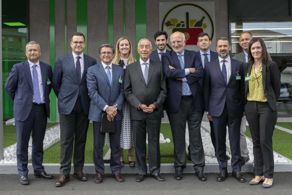 El presidente de Portugal visita el primer Mercadona del país junto a Juan Roig