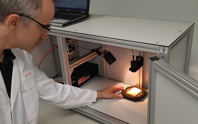 AINIA lanza un prototipo para comprobar la calidad del turrón en tres minutos