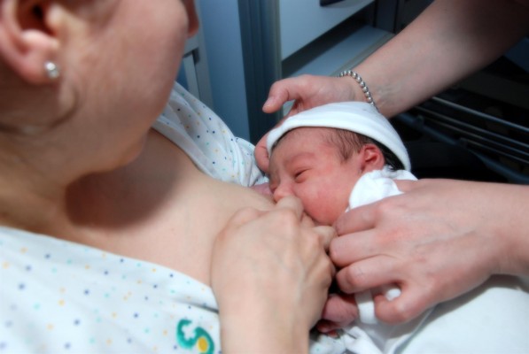 La leche materna incluye azúcares que pueden ser potenciales anti-rotavirus de la diarrea