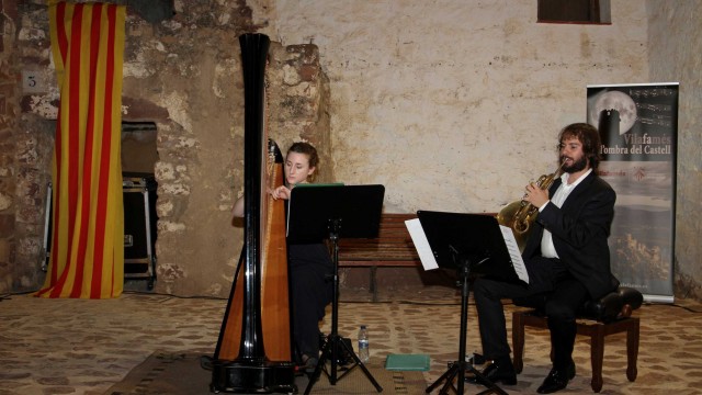 La rondalla clásica abre el ciclo de conciertos 'a l'ombra del Castell' en Vilafamés