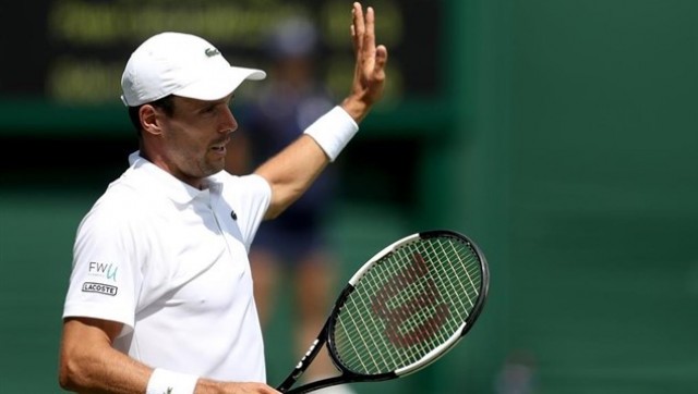 Bautista tumba a Khachanov y llega a la segunda semana de Wimbledon