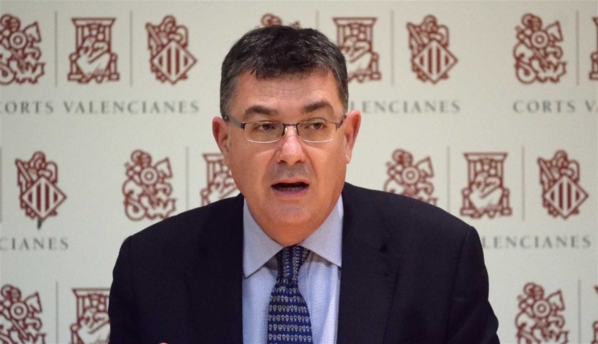 Morera traslada a Fiscalía la petición de información de Vox sobre entidades LGTBI