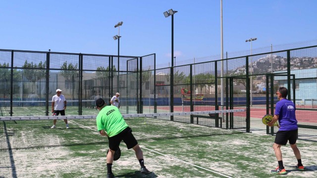 Peñíscola abre al público las dos nuevas pistas municipales de pádel