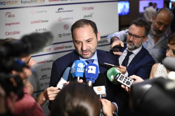 Ábalos advierte a Iglesias que 