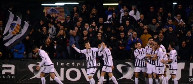El excedente de equipos obliga a hacer cambios en el grupo III de Segunda División B