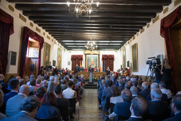 Días clave en Elche: el 5 de julio para reorganizar el Ayuntamiento, el 19, borrador de presupuestos