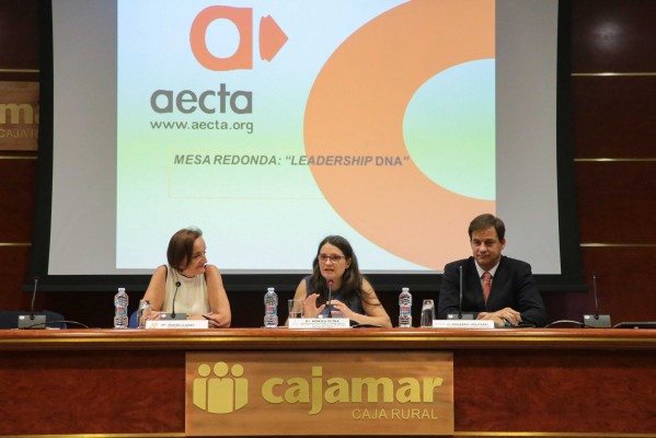 Oltra avanza que el Consell impulsará esta legislatura una nueva ley valenciana de igualdad