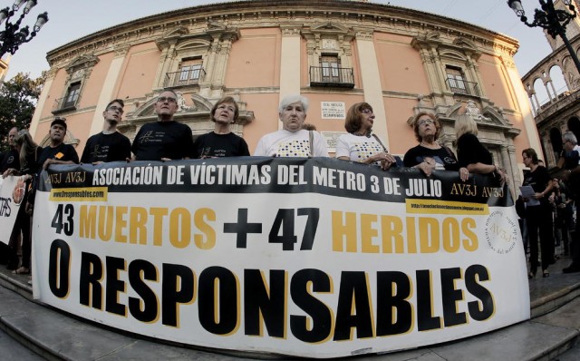 La Asociación de Víctimas del metro en el 13 aniversario: 