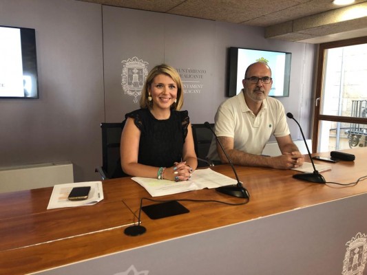 El bipartito de Alicante plantea recuperar el tope legal de 29 cargos de confianza... en dos fases