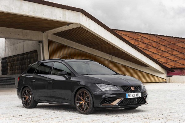 Seat, marca más vendida en España en el primer semestre y su León, el modelo más popular