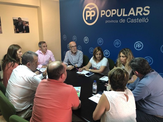 Voces críticas del PP plantean un adelanto del congreso provincial tras la debacle electoral