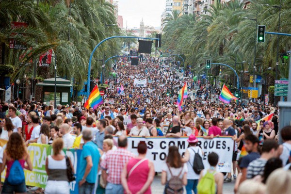El orgullo LGTBI alicantino espera una participación de 25.000 personas